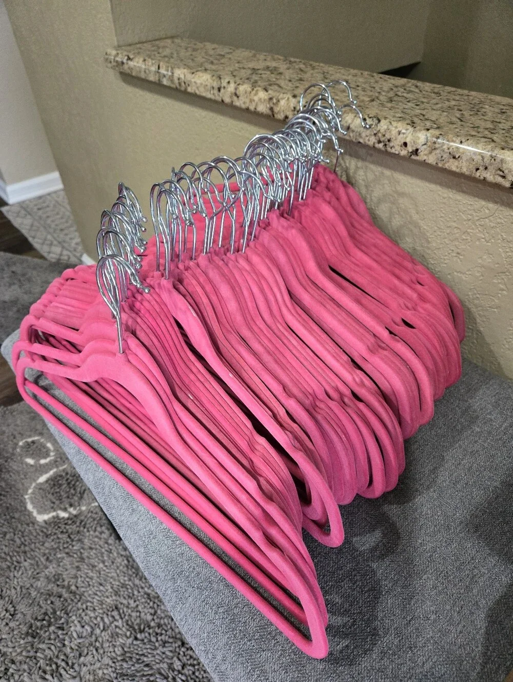Set of 30 Pink Velvet Clothes Hangers